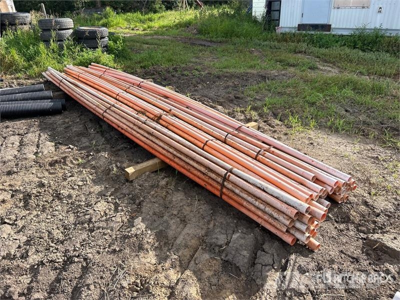 Quantity of (40) 20 ft x 2 in PVC Pipe Drugi deli