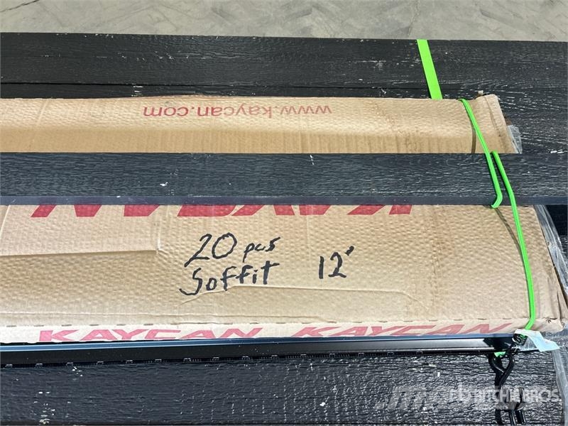 Quantity of (40) 3.5 in x 1 in x 16 in Smart Trim Подемници, лебедки и елеватори за материали