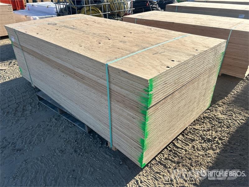  Quantity of (40) 4 ft x 8 ft (0.75 in Thick) CSP/D Drugi deli
