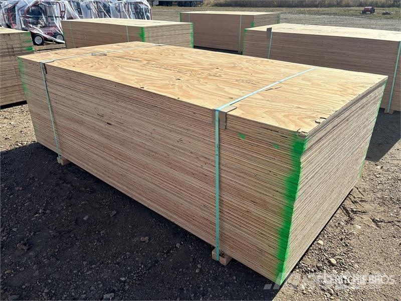 Quantity of (40) 4 ft x 8 ft (18.5 mm Thick) 4 ft Andre komponenter