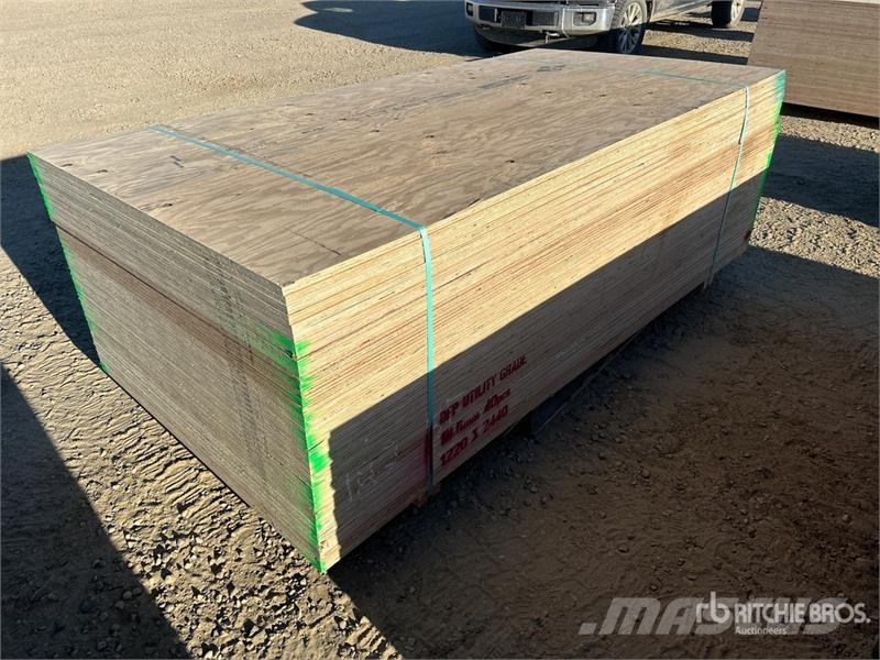  Quantity of (40) 4 ft x 8 ft (0.75 in Thick) CSP/D Drugi deli