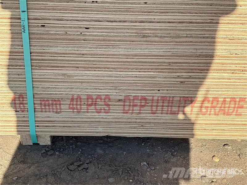 Quantity of (40) 4 ft x 8 ft (18.5 mm Thick) 4 ft مكونات أخرى