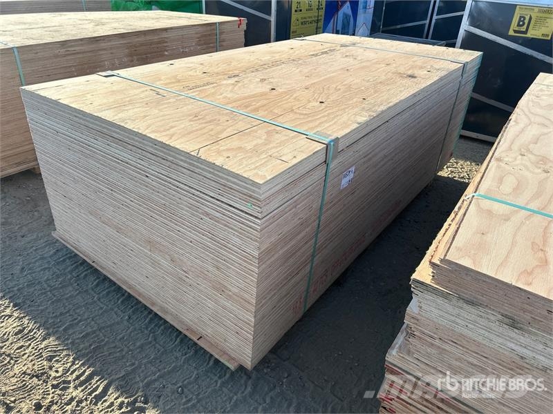 Quantity of (40) 4 ft x 8 ft 3/4 in CSP/DFP No Sta Ďalšie komponenty