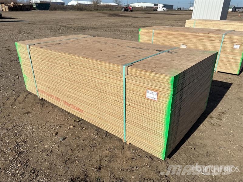 Quantity of (40) 4 ft x 8 ft (18.5 mm Thick) 4 ft مكونات أخرى