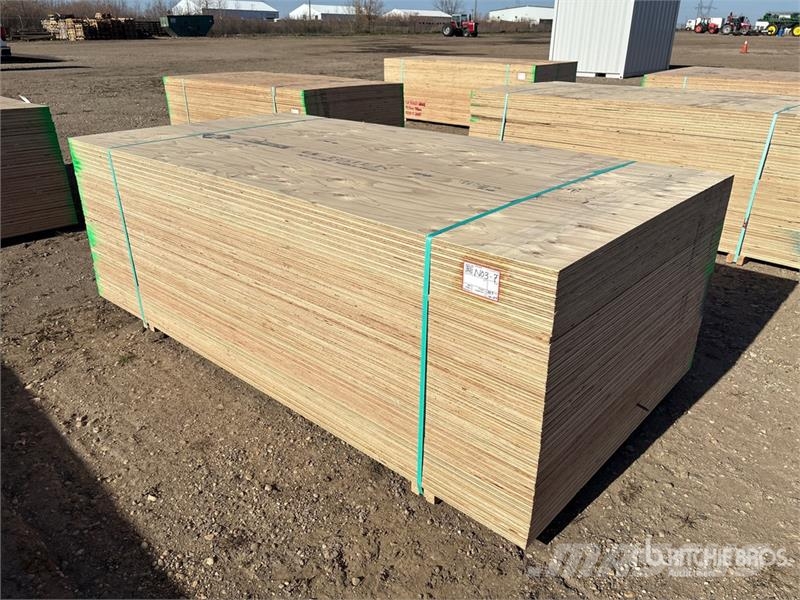 Quantity of (40) 4 ft x 8 ft (18.5 mm Thick) 4 ft مكونات أخرى