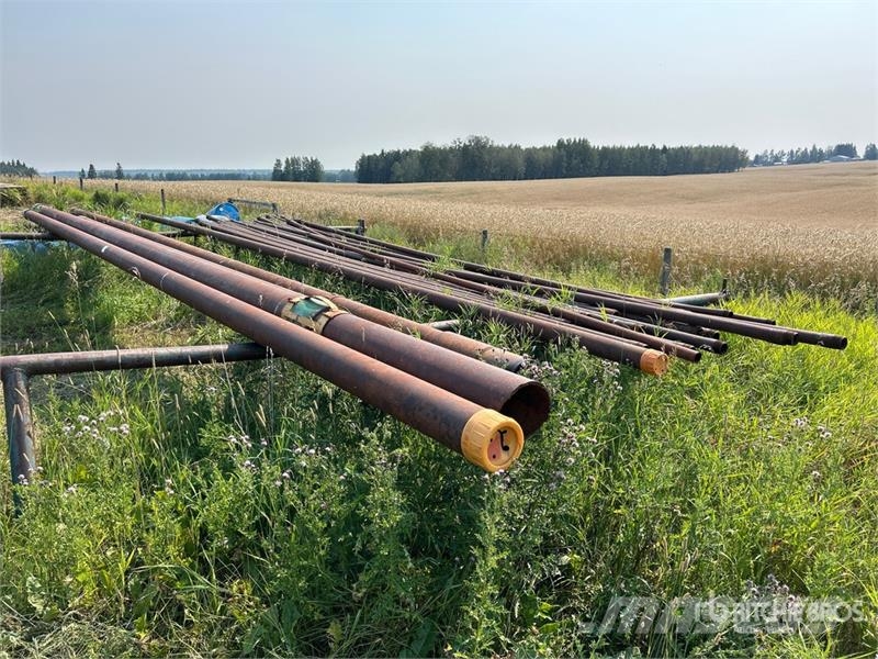 Quantity of (40) Pipe Строителство - Други