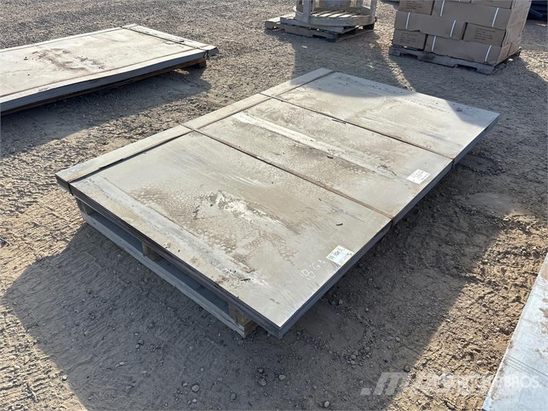 Quantity of (44) 18ga x 60 x 96 Galvanized Sheet ( Vintsid, telfrid ja materjaliliftid