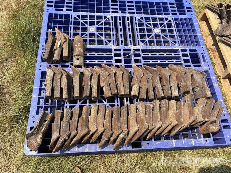  Quantity of (45) Knock On Cultivator Spikes Další