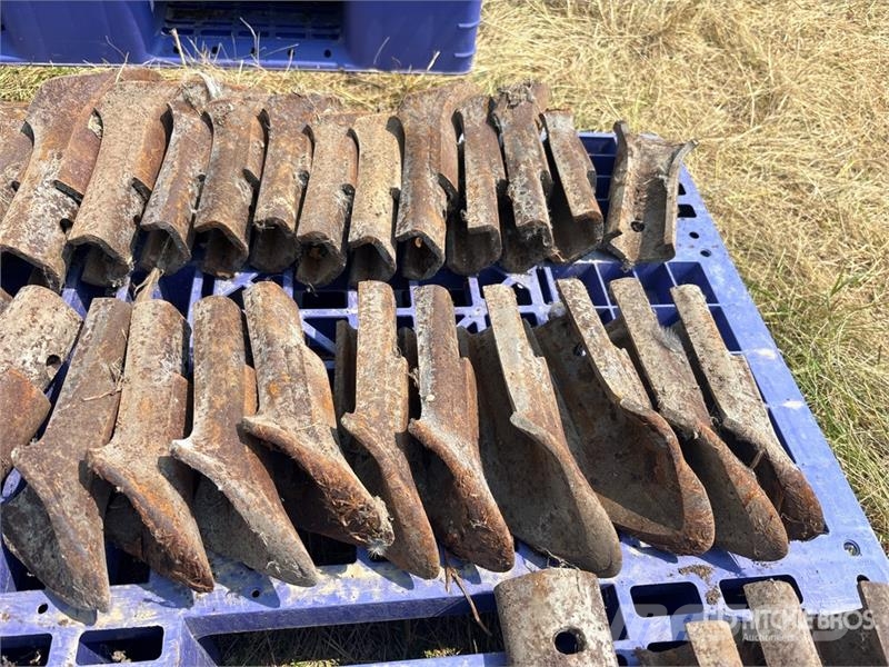  Quantity of (45) Knock On Cultivator Spikes Další