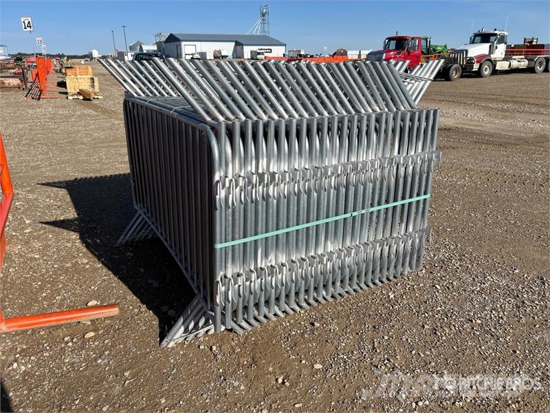  Quantity of (47) 7 ft x 4 ft Safety Site Fence Ďalšie komponenty