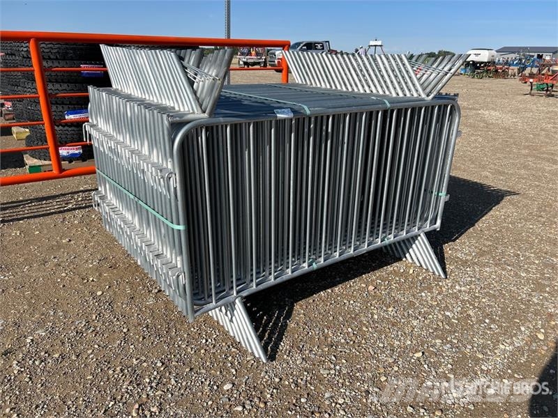  Quantity of (47) 7 ft x 4 ft Safety Site Fence Ďalšie komponenty