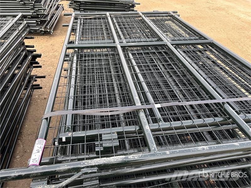 Quantity of (48) BYT MSPP07 7 ft x 4 ft 3 in Mesh Weitere Viehgeräte