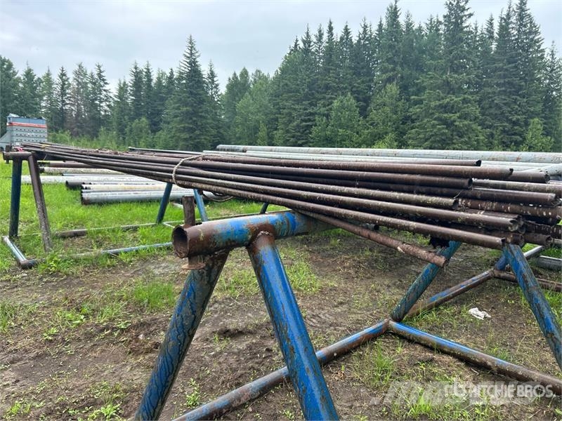  Quantity of (49) 1 in x 20 ft Pipe Строителство - Други