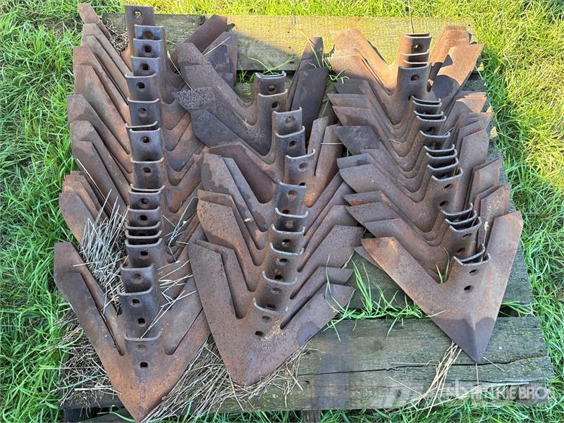 Quantity of (49) 16 in Cultivator Sweeps Andre komponenter