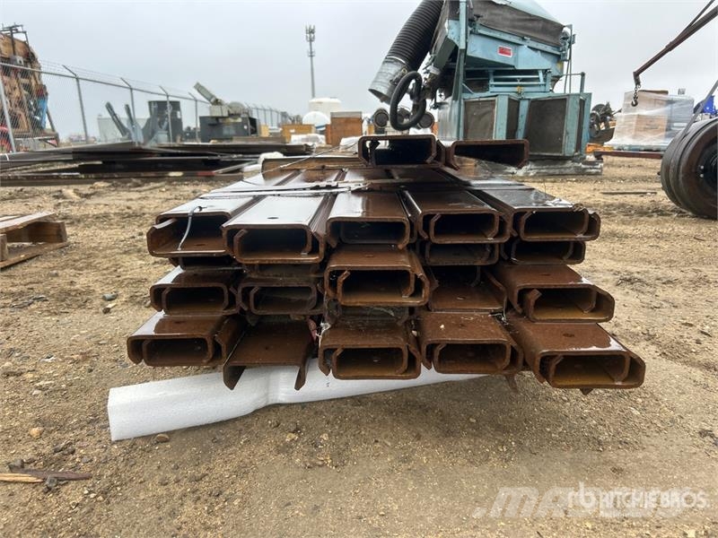  Quantity of 5/16 in x 4.5 in x 72 in C Channel Ste مكونات أخرى