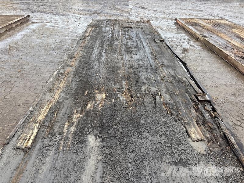 Quantity of (5) 40 ft x 8 ft Mats Oprema i rezervni dijelovi za bušenje