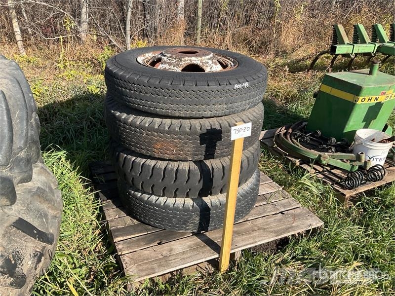 Quantity of (5) 7.50-20 . Tires Gume, kotači i naplatci