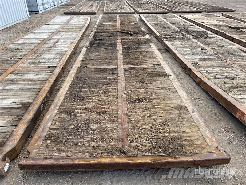  Quantity of (5) 8 Ft x 40 Ft Rig Mats Rezervni delovi i oprema za bušenje
