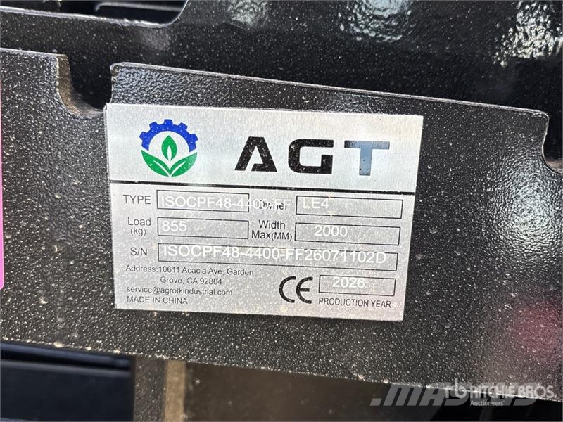 Quantity of (5) AGT ISOCPF48-4400-FF 48 in 4400 l Fourche