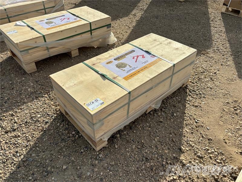 Quantity of (5) EMC LB9200 Ratchet Binders & (10) Otros componentes