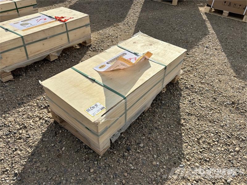  Quantity of (5)  EMC LB9200 Ratchet Binders & (10) Andre komponenter
