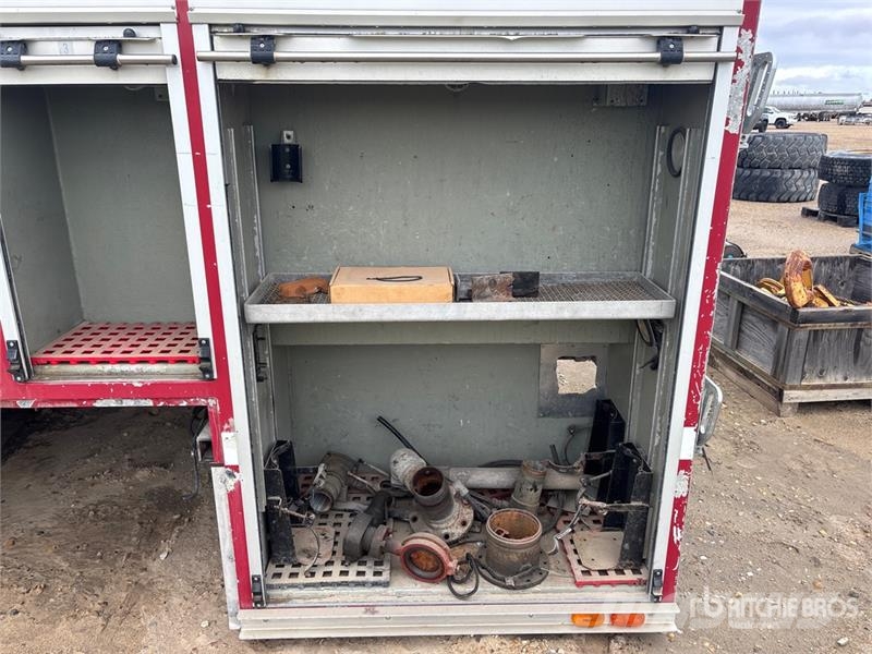Quantity of (5) Fire Truck Parts Drugi deli