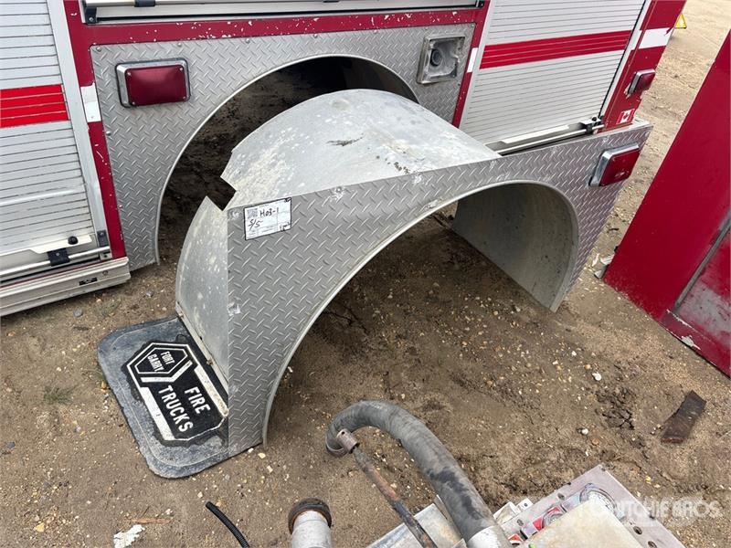Quantity of (5) Fire Truck Parts Drugi deli
