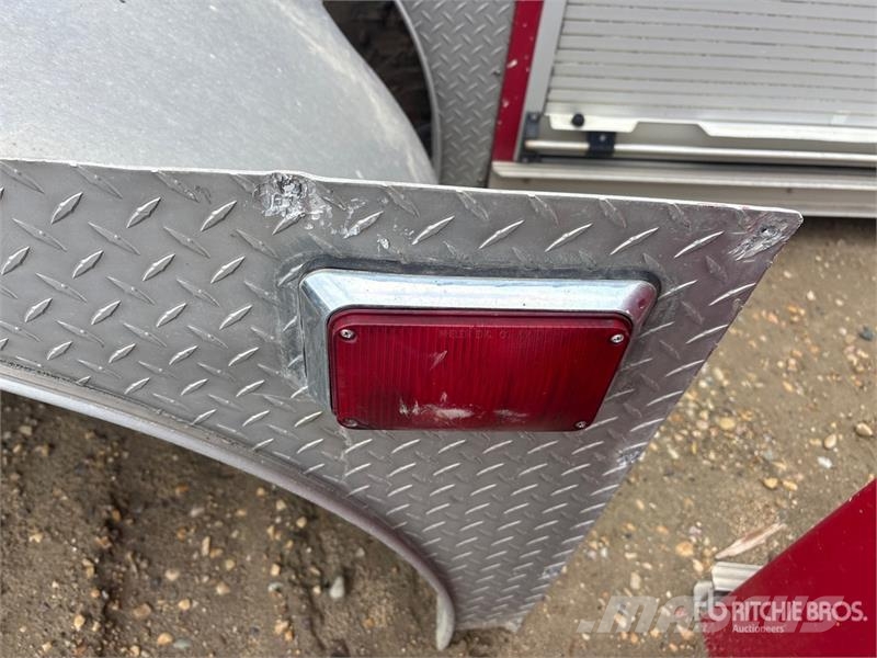 Quantity of (5) Fire Truck Parts Drugi deli
