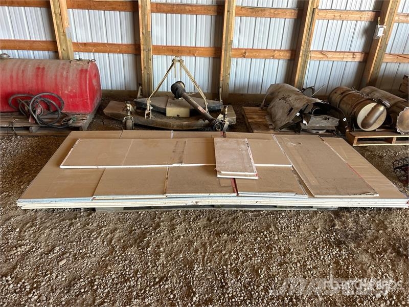 Quantity of (5) Gypsum Board Andre komponenter