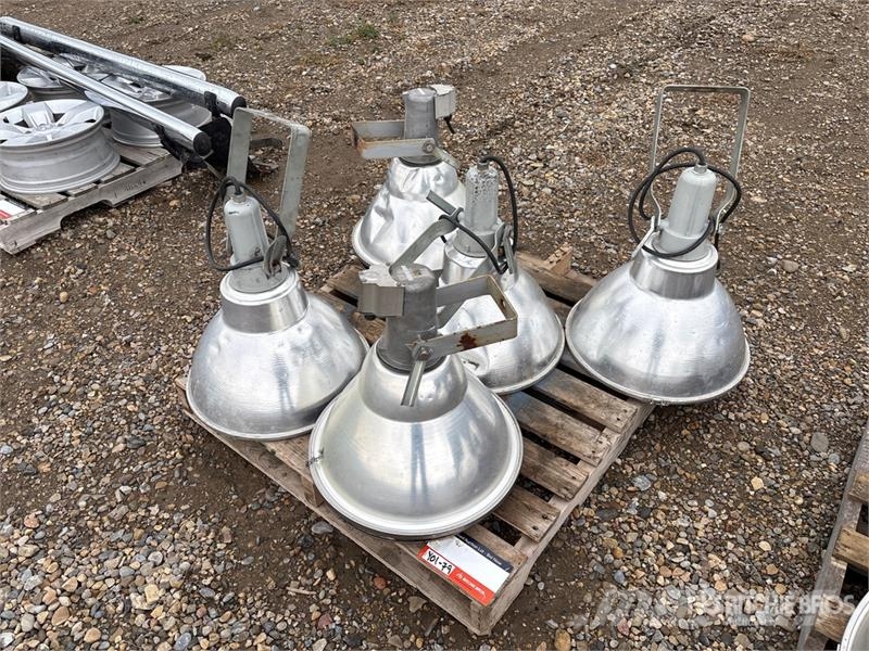 Quantity of (5) Lighting Fixtures Other components