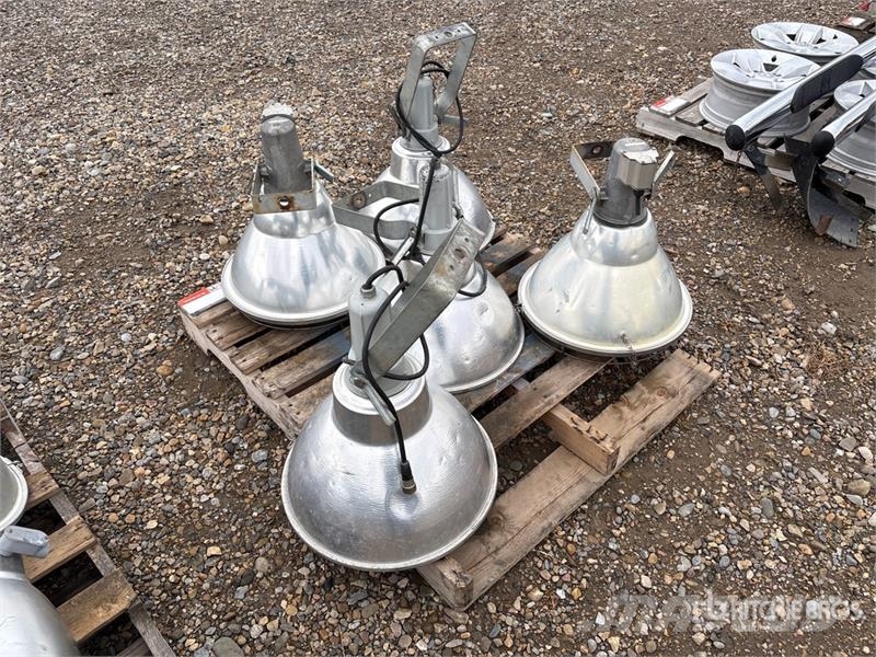 Quantity of (5) Lighting Fixtures Other components