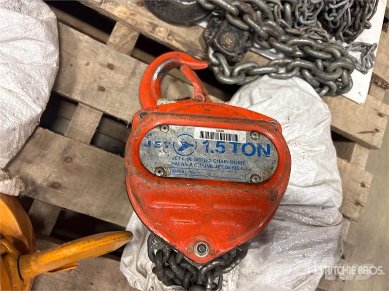 Quantity of (5) Miscellaneous Chain Hoists مكونات أخرى