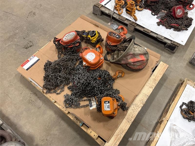 Quantity of (5) Miscellaneous Chain Hoists مكونات أخرى