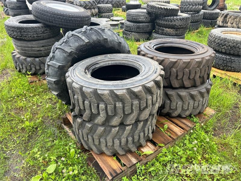  Quantity of (5) Mixed Tires Opony, koła i felgi