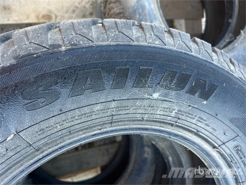Quantity of (5) Mixed Tires Шины и колёса