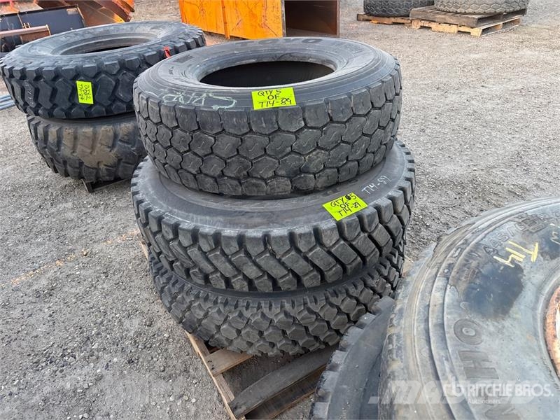Quantity of (5) Mixed Tires Шины и колёса
