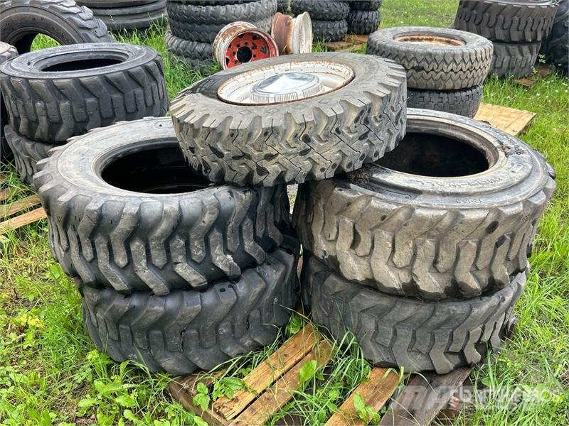 Quantity of (5) Mixed Tires Tyres, wheels and rims