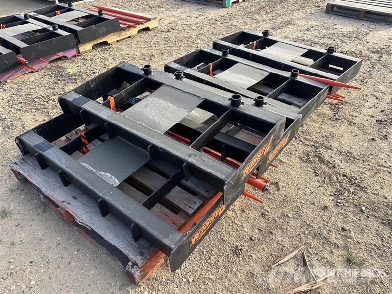 Quantity of (5) PABREAK GCC56 45 in Skid Steer Ba Компоненты строительной техники