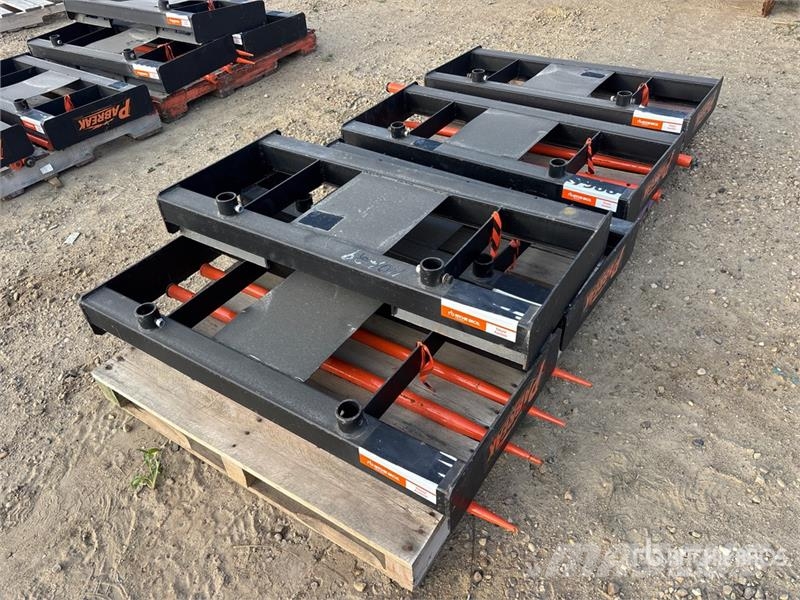 Quantity of (5) PABREAK GCC56 45 in Skid Steer Ba Компоненты строительной техники