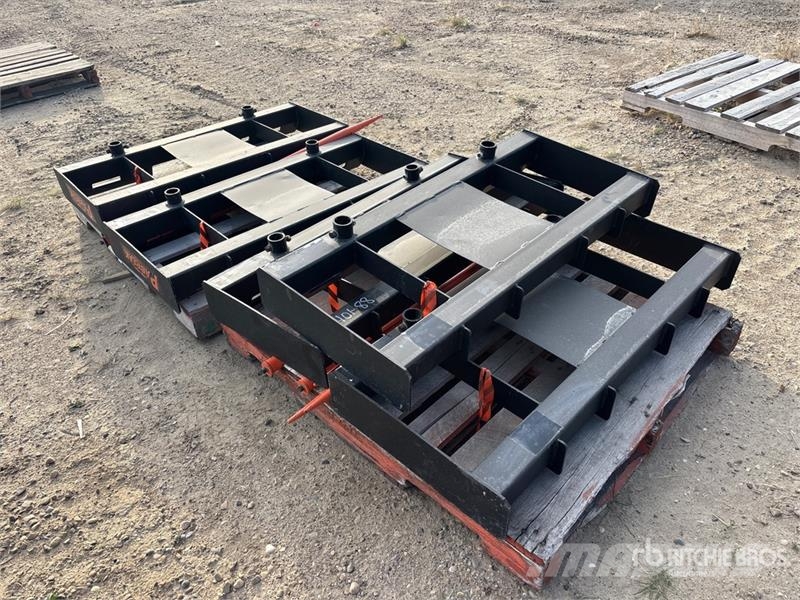 Quantity of (5) PABREAK GCC56 45 in Skid Steer Ba Компоненты строительной техники