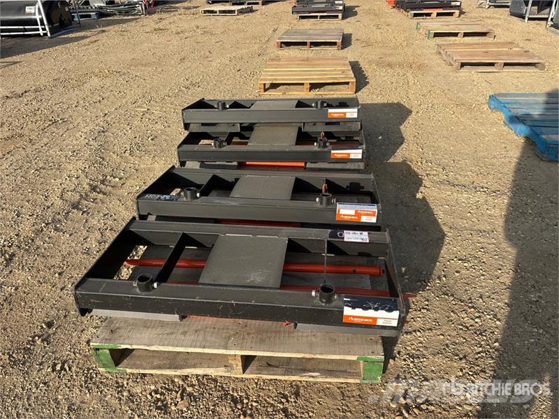 Quantity of (5) PABREAK GCC56 45 in Skid Steer Bal Компоненты строительной техники