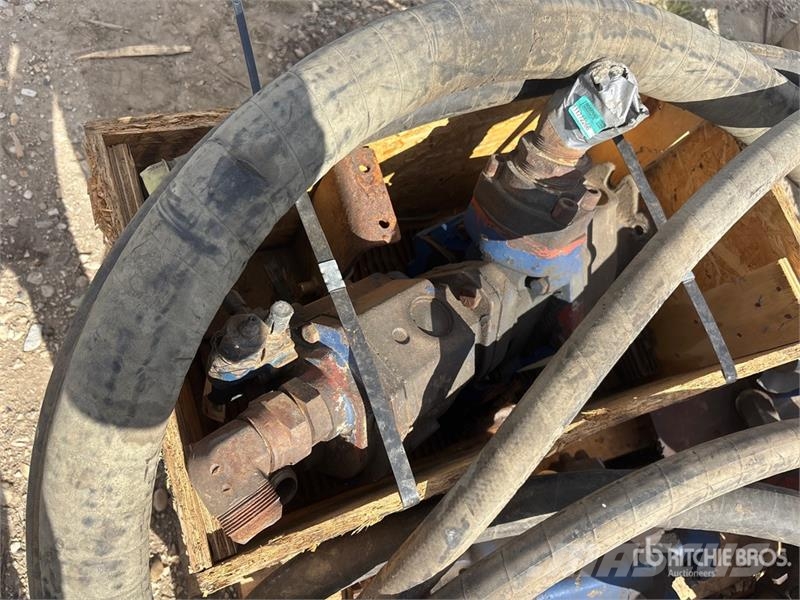  Quantity of (5) Pallets of Truck Parts Коммерческий транспорт - Другие