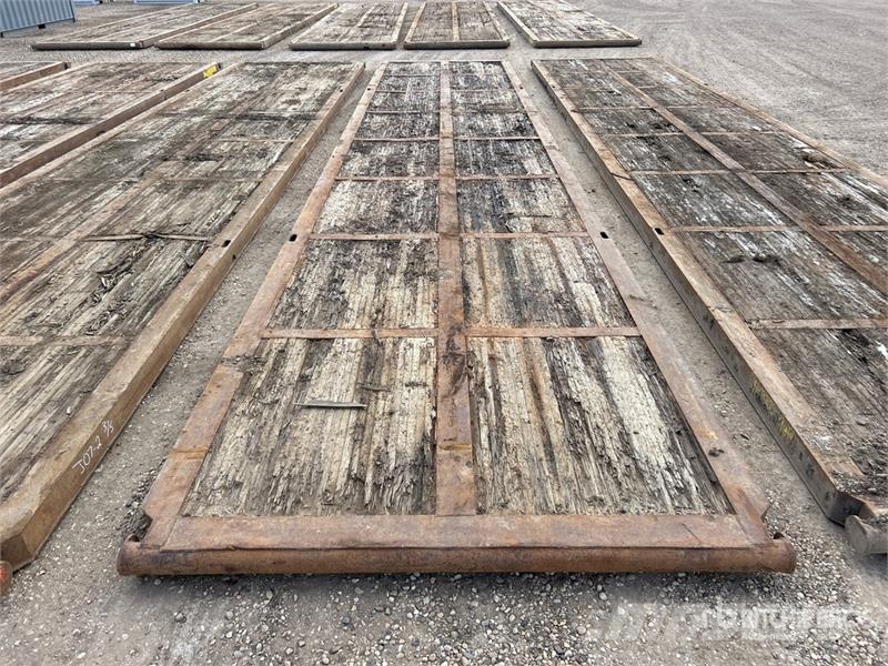  Quantity of (5) Rig Mats Rezervni delovi i oprema za bušenje