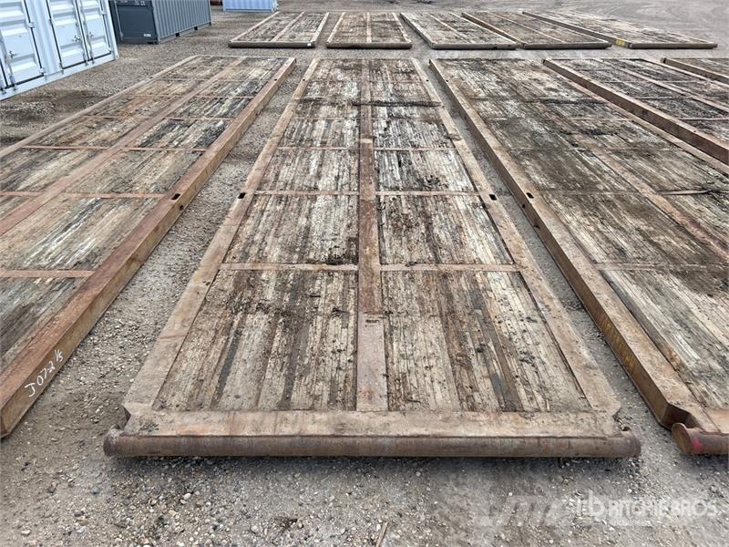  Quantity of (5) Rig Mats Rezervni delovi i oprema za bušenje