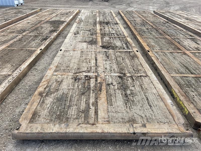  Quantity of (5) Rig Mats Rezervni delovi i oprema za bušenje