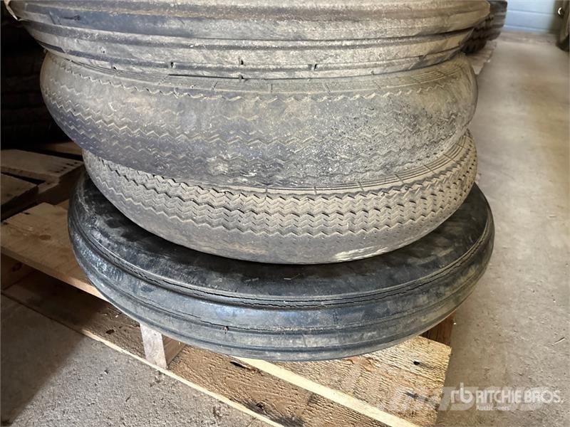 Quantity of (5) Tires Gume, točkovi i felne