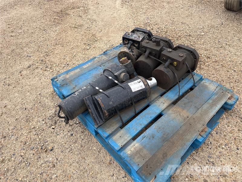  Quantity of (5) Vermeer 220 Wrench Cylinder Rams Ďalšie komponenty
