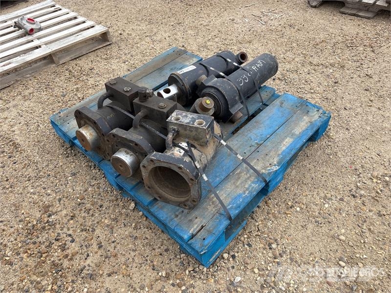  Quantity of (5) Vermeer 220 Wrench Cylinder Rams Ďalšie komponenty