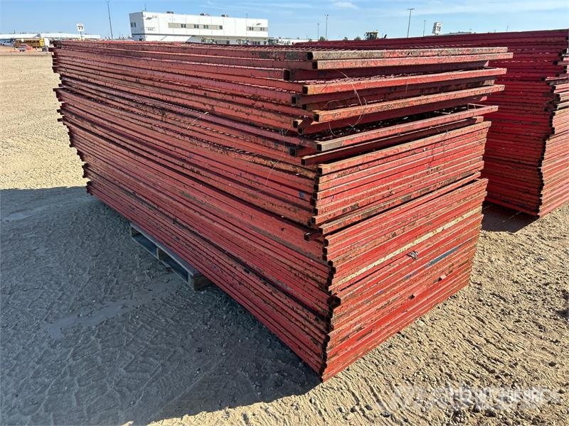 Quantity of (50) 10 ft x 4 ft Site Fence Drugi deli