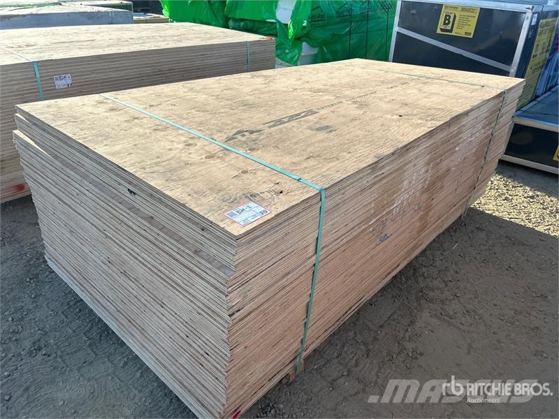 Quantity of (50) 4 ft x 8 ft 5/8 in CSP/DFP No Sta Ďalšie komponenty